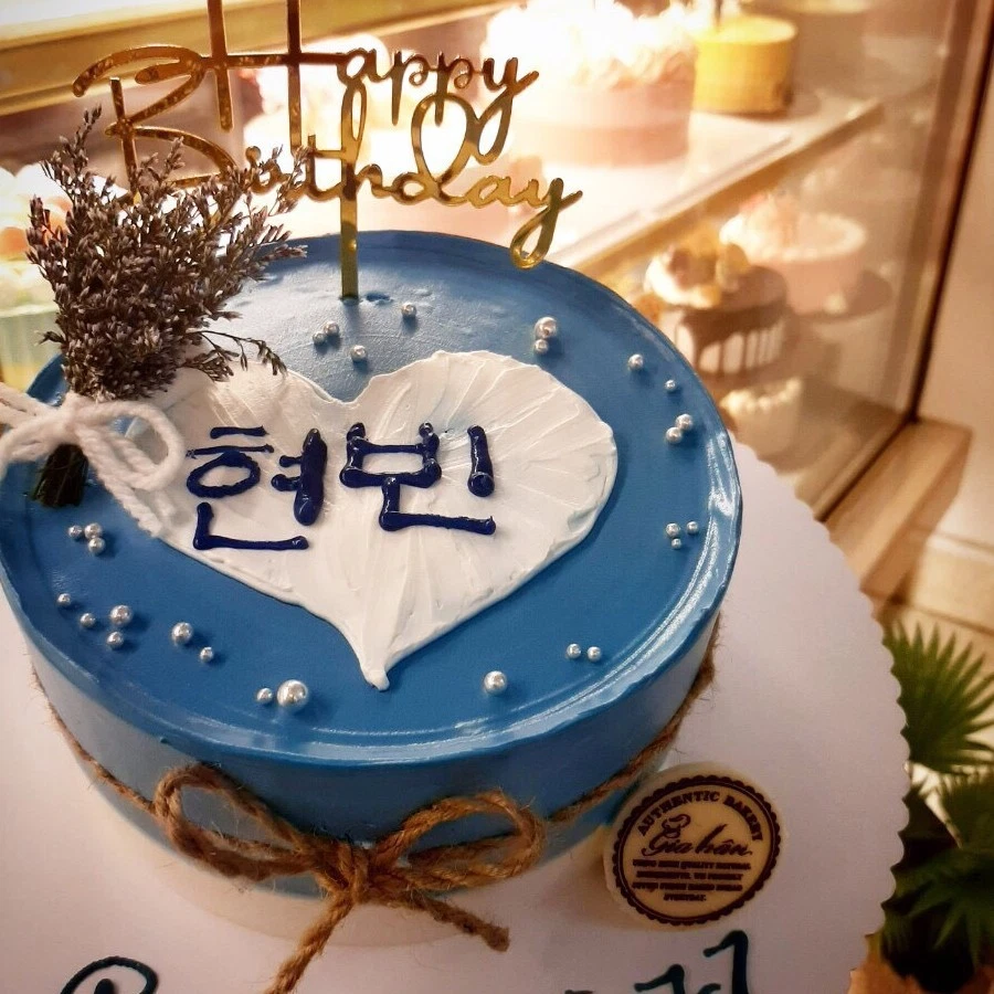 Gợi ý những mẫu bánh kem dành tặng bạn trai ngày sinh nhật - Tiệm bánh Kim  Như